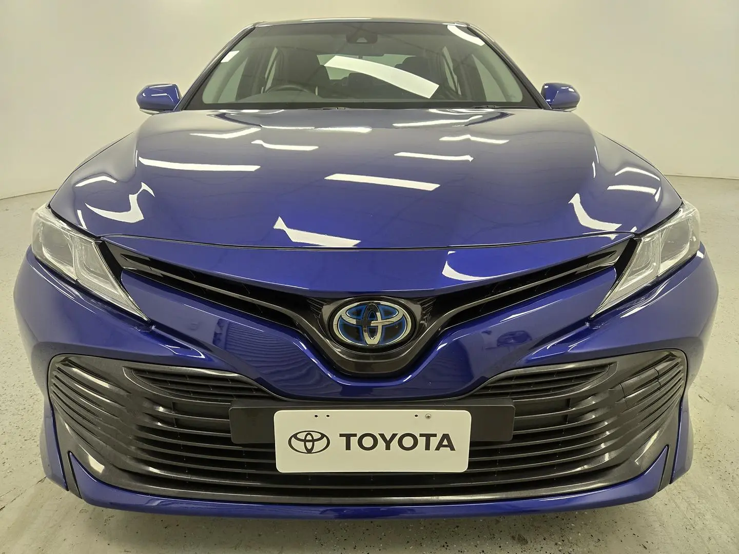 2020 Toyota Camry Gallery Image 36