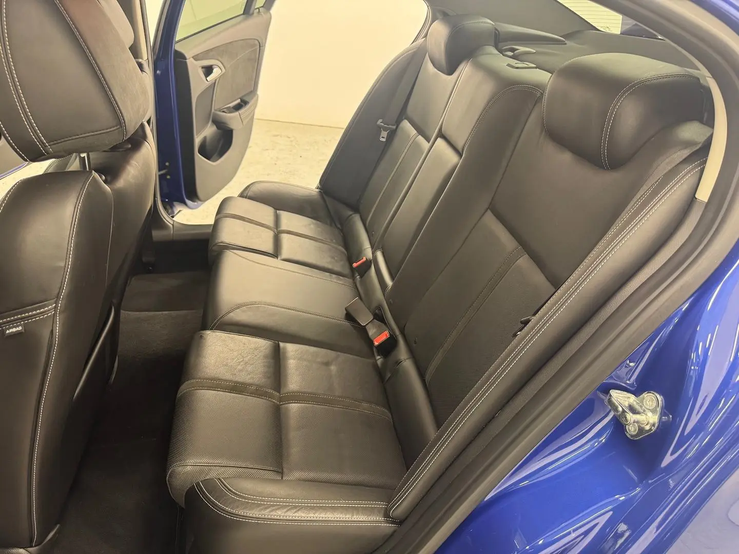 2016 Holden Commodore Gallery Image 30