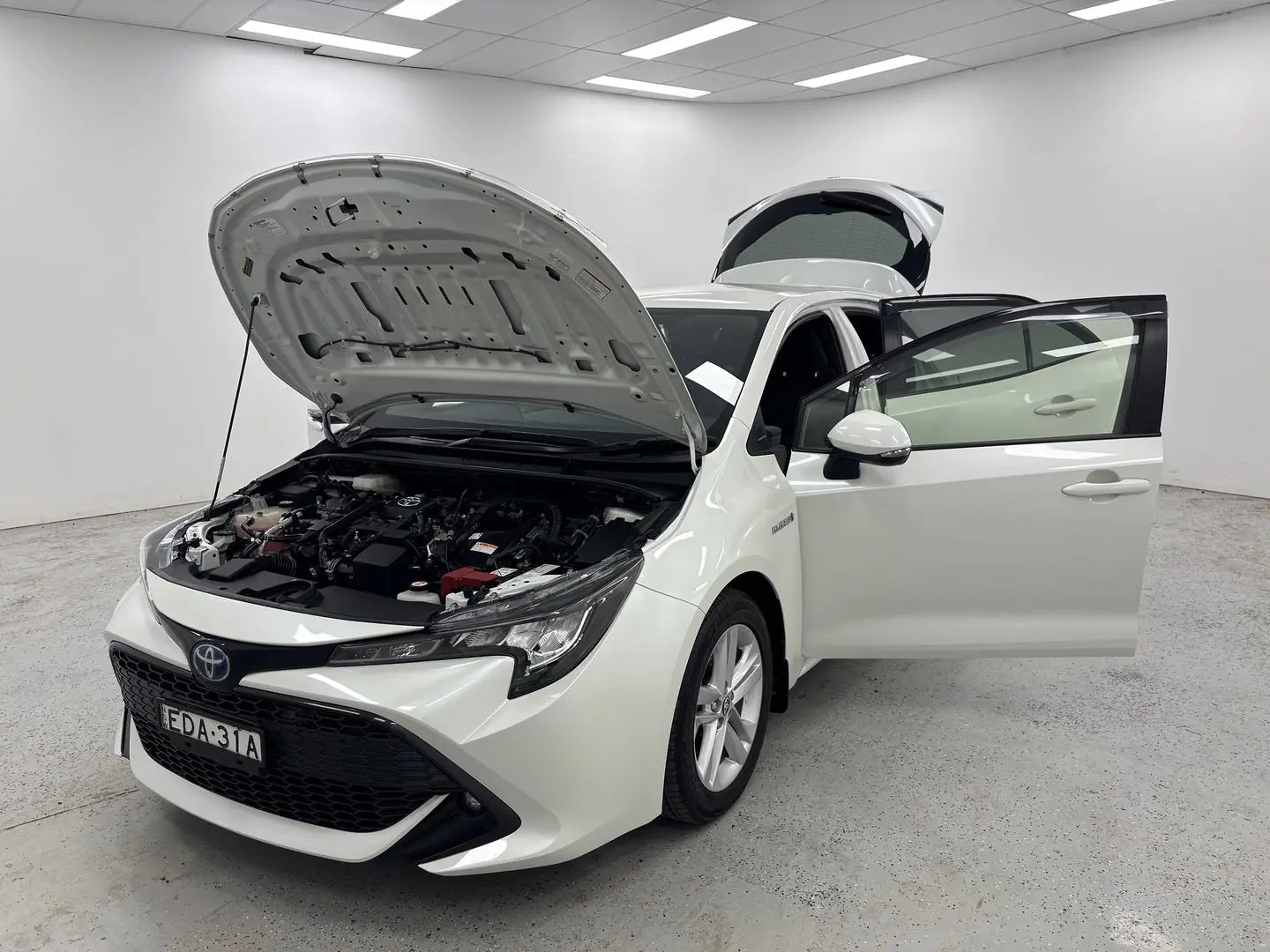 2019 Toyota Corolla Gallery Image 14