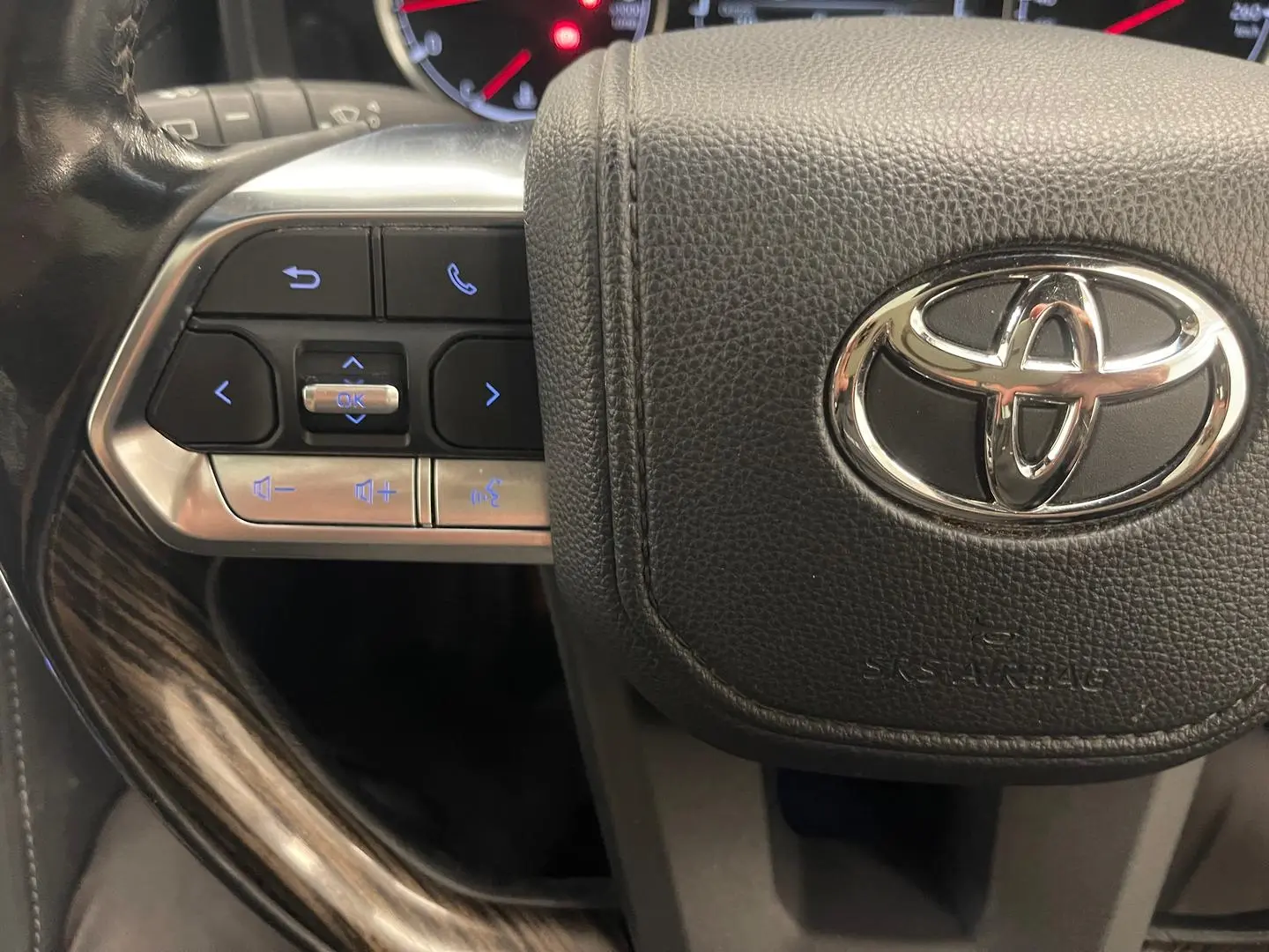 2023 Toyota Landcruiser Gallery Image 37