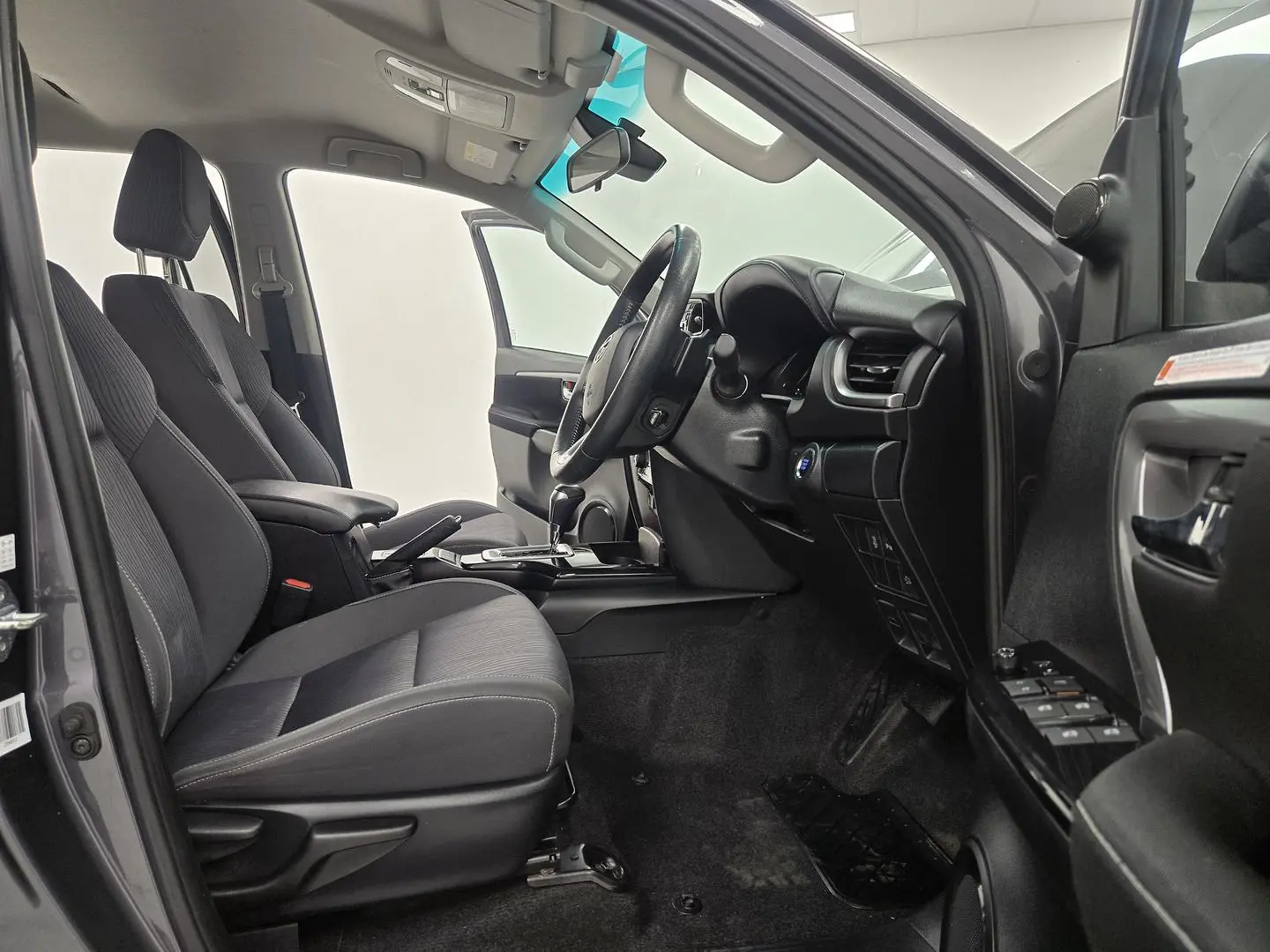 2023 Toyota Fortuner Gallery Image 20