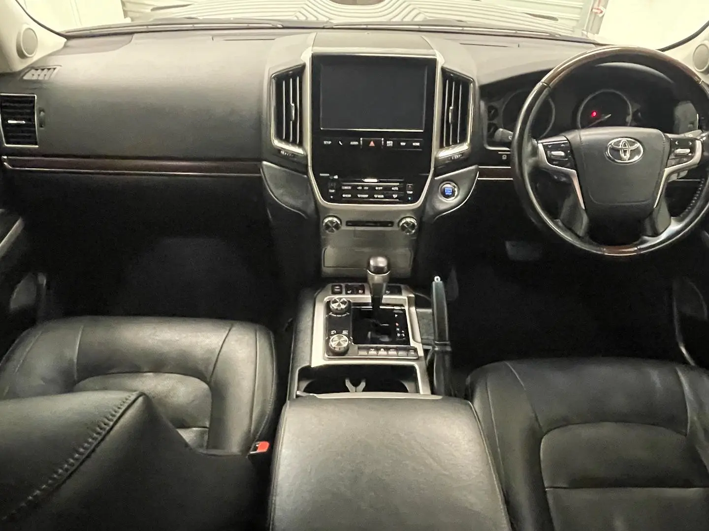2020 Toyota Landcruiser Gallery Image 26