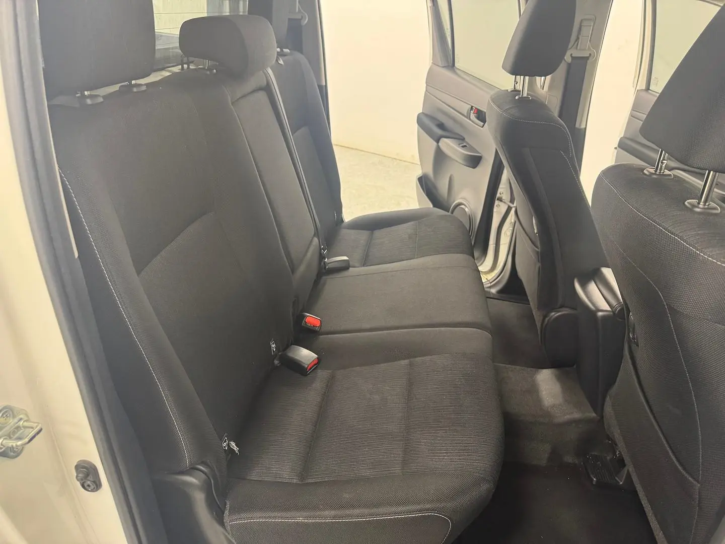 2021 Toyota Hilux Gallery Image 26