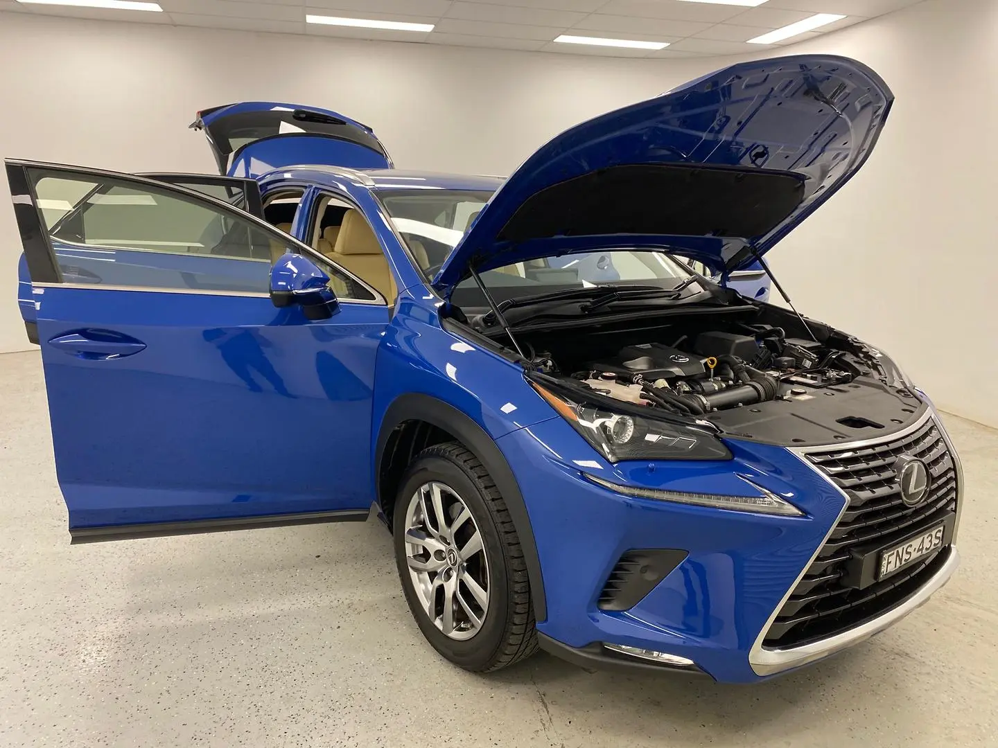 2020 Lexus Nx Gallery Image 9