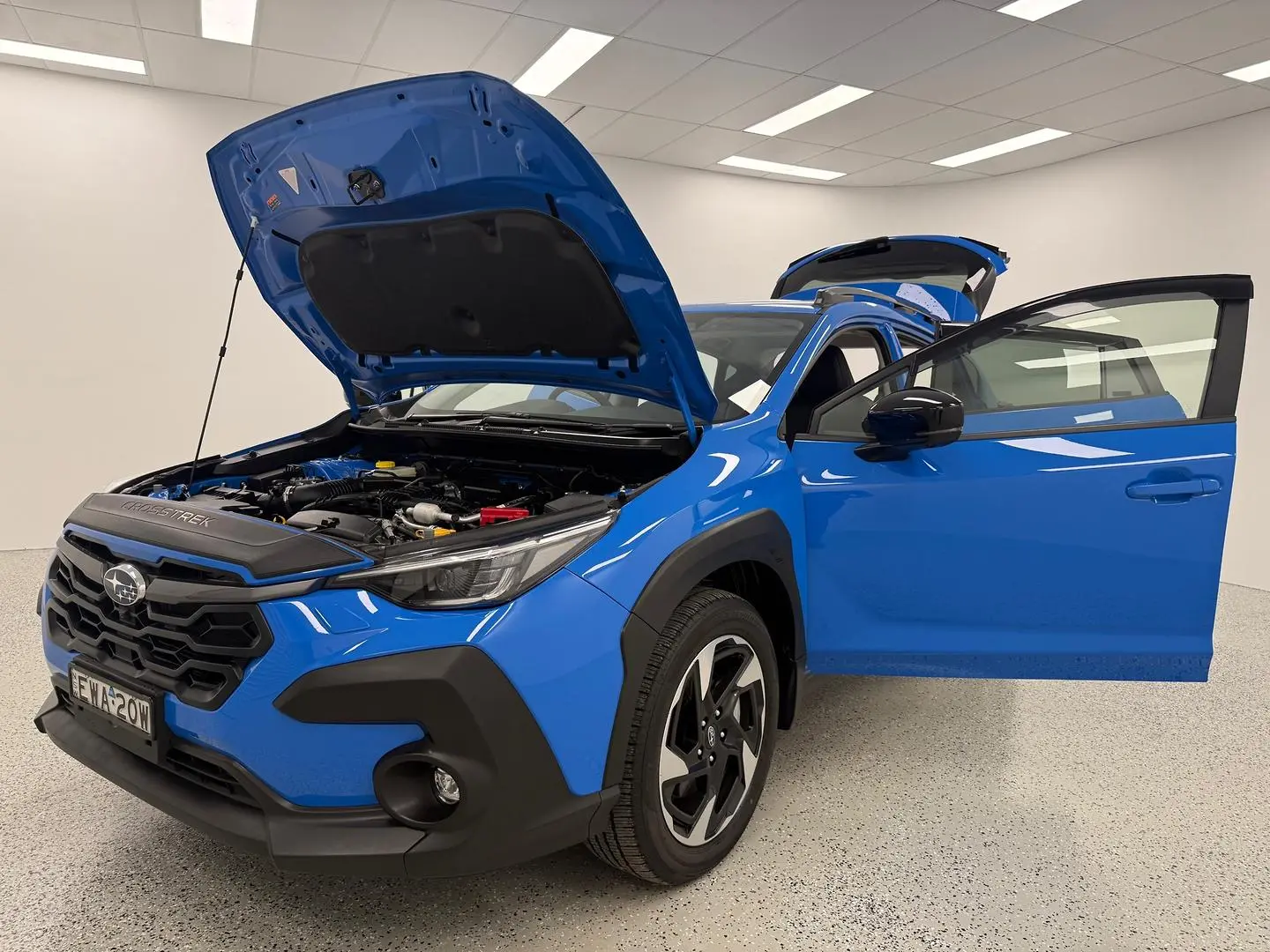 2025 Subaru Crosstrek Gallery Image 8