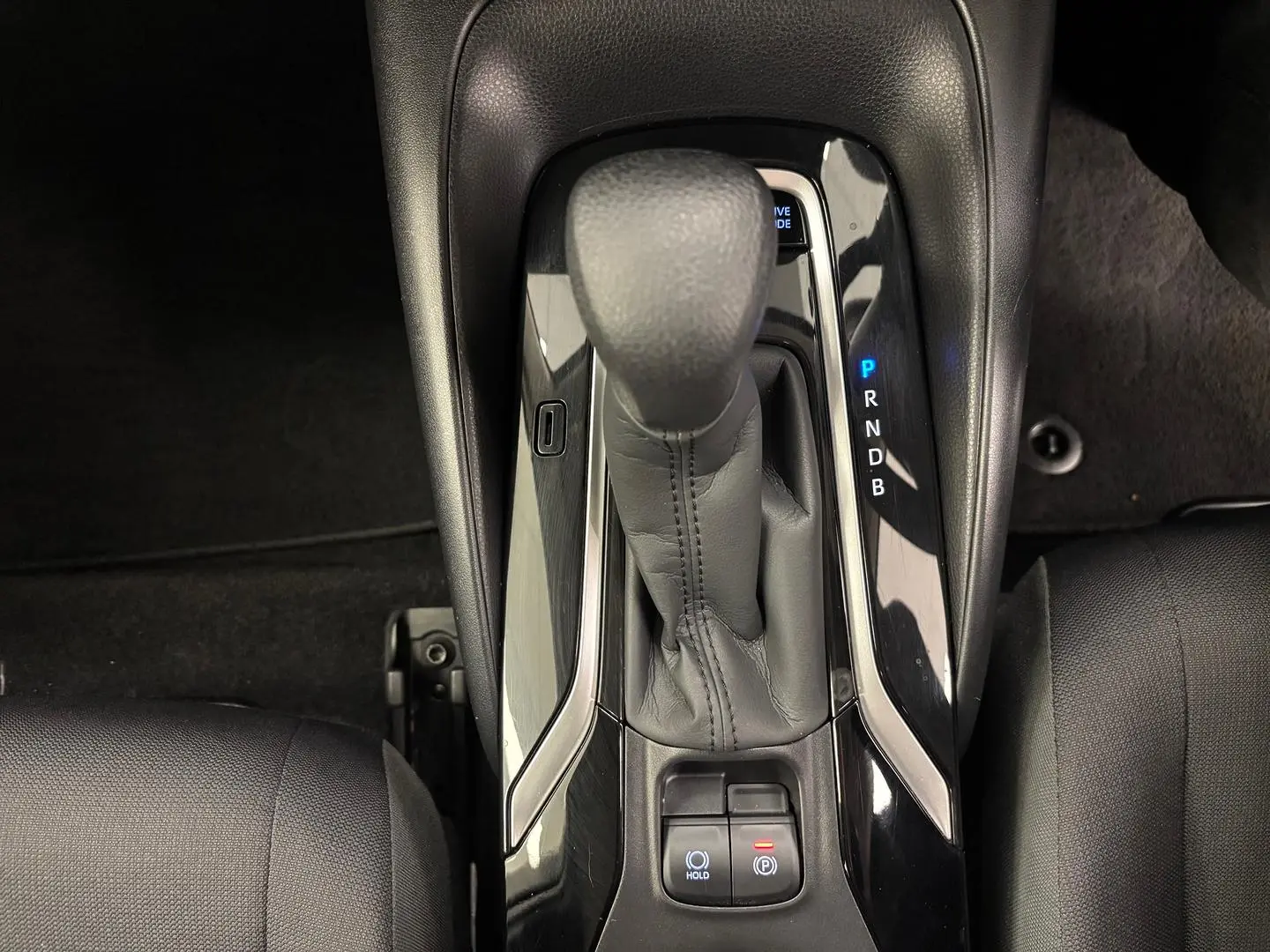 2020 Toyota Corolla Gallery Image 32