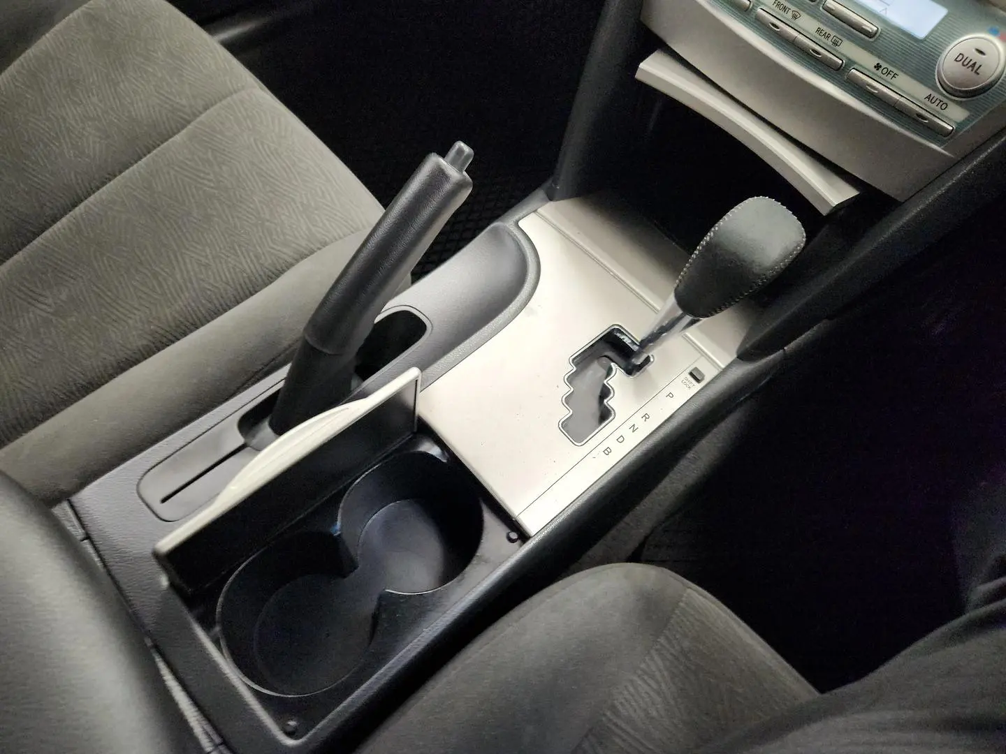 2011 Toyota Camry Gallery Image 31