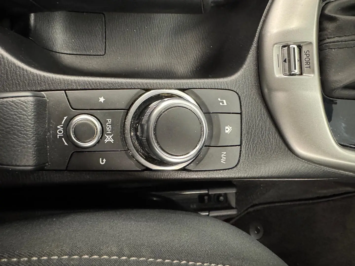 2016 Mazda CX-3 Gallery Image 20