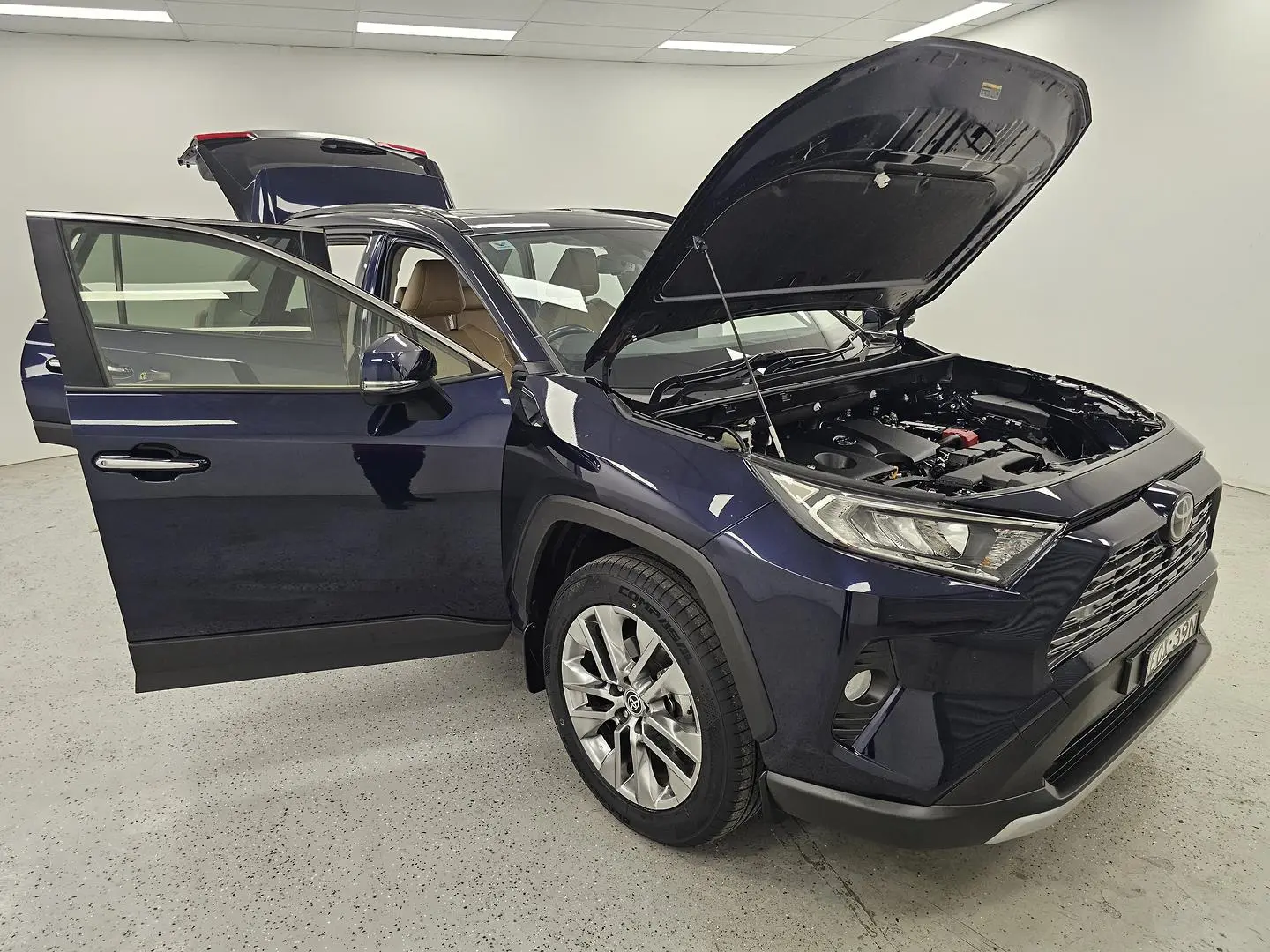 2021 Toyota RAV4 Gallery Image 25