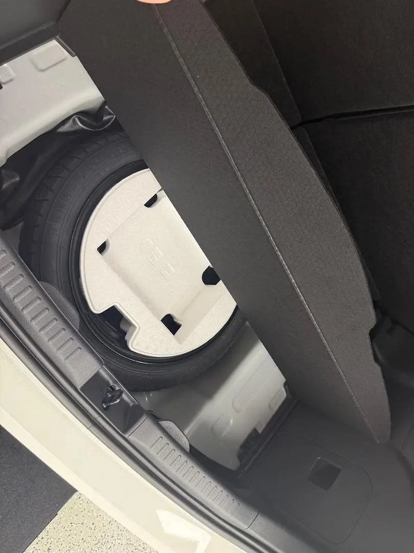 2024 Toyota Yaris Gallery Image 16