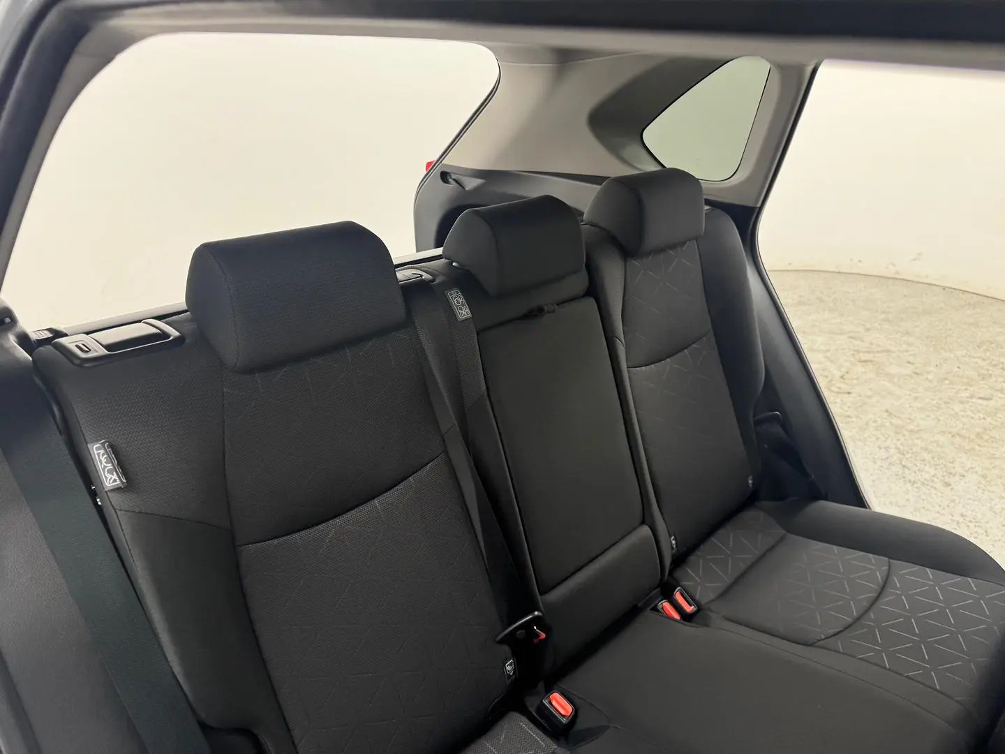 2024 Toyota RAV4 Gallery Image 24