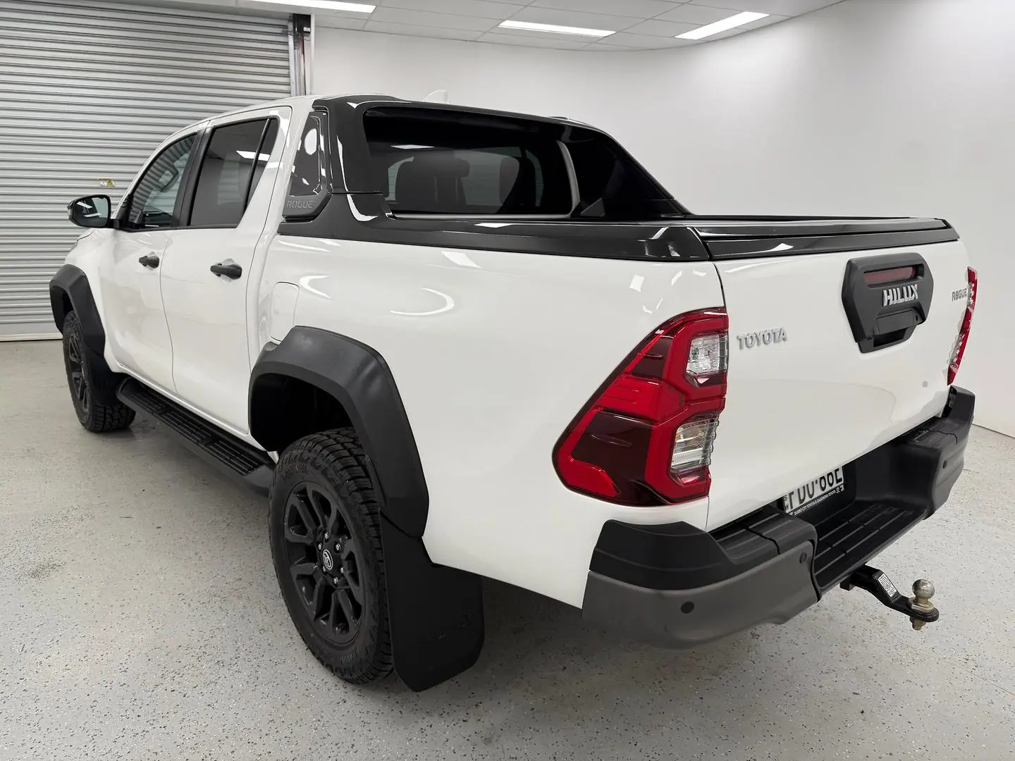 2023 Toyota Hilux Gallery Image 5