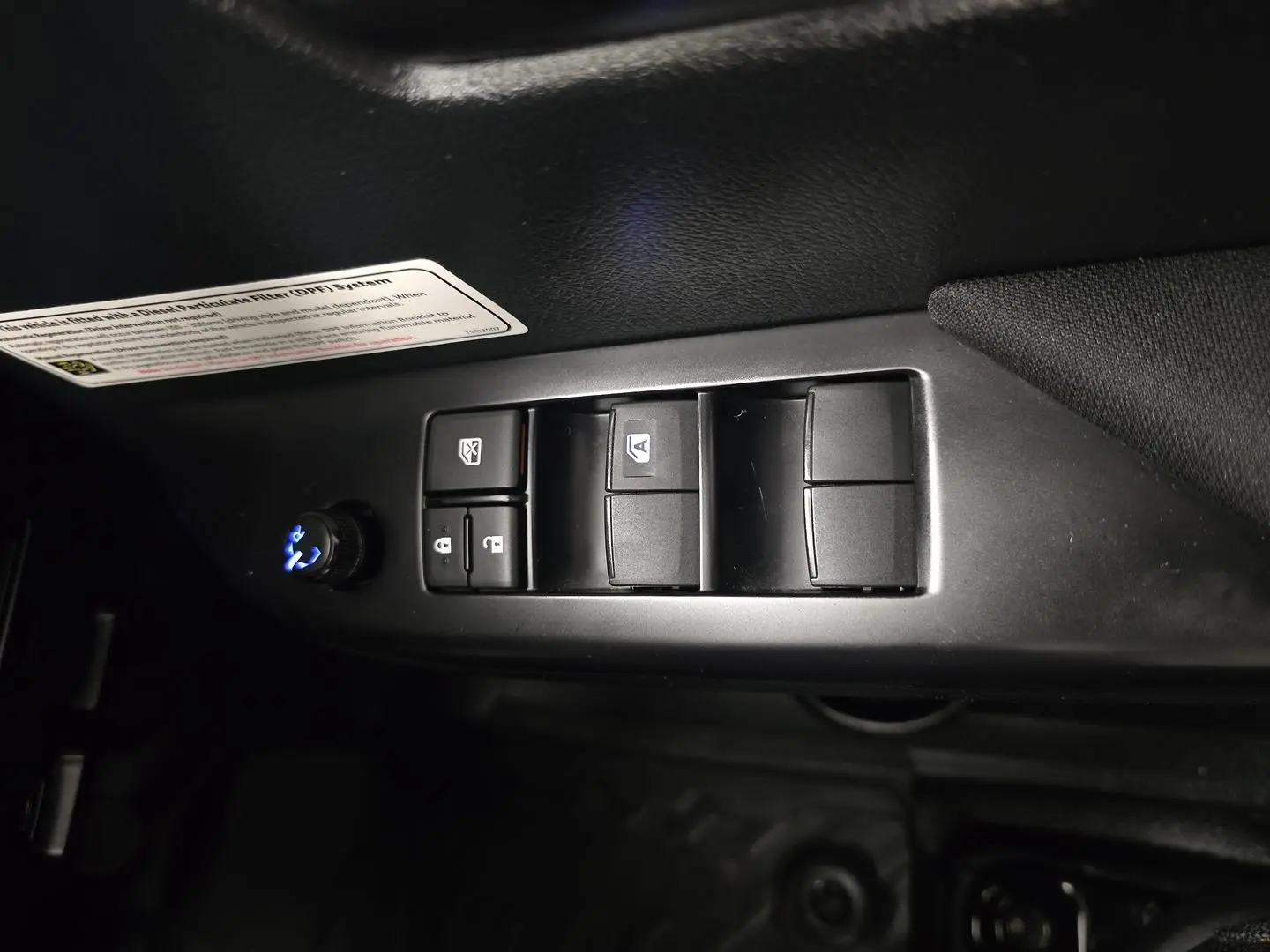 2021 Toyota Hilux Gallery Image 22