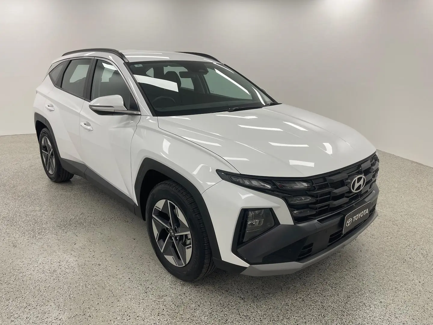 2024 Hyundai Tucson Gallery Image 1