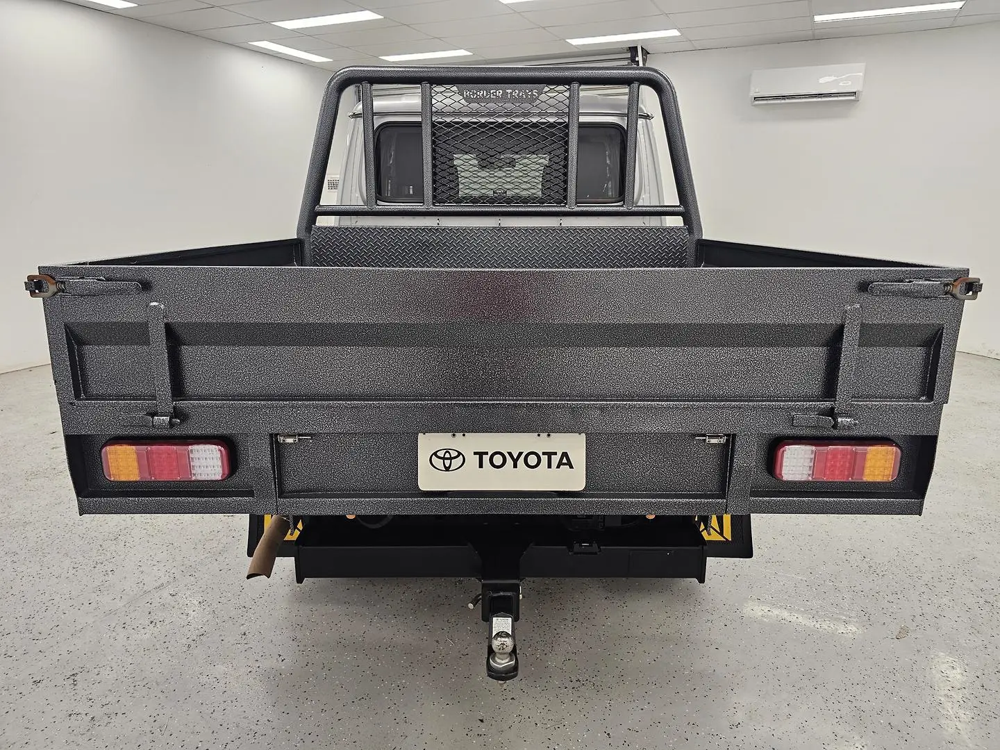 2024 Toyota Landcruiser Gallery Image 4