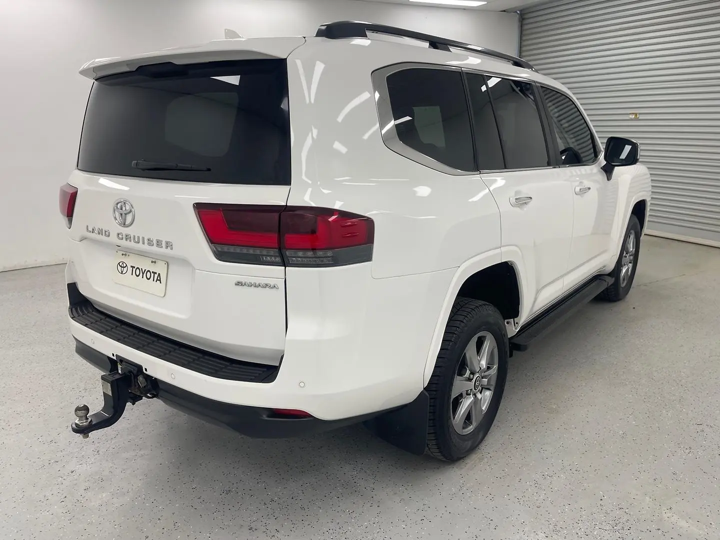 2023 Toyota Landcruiser Gallery Image 3