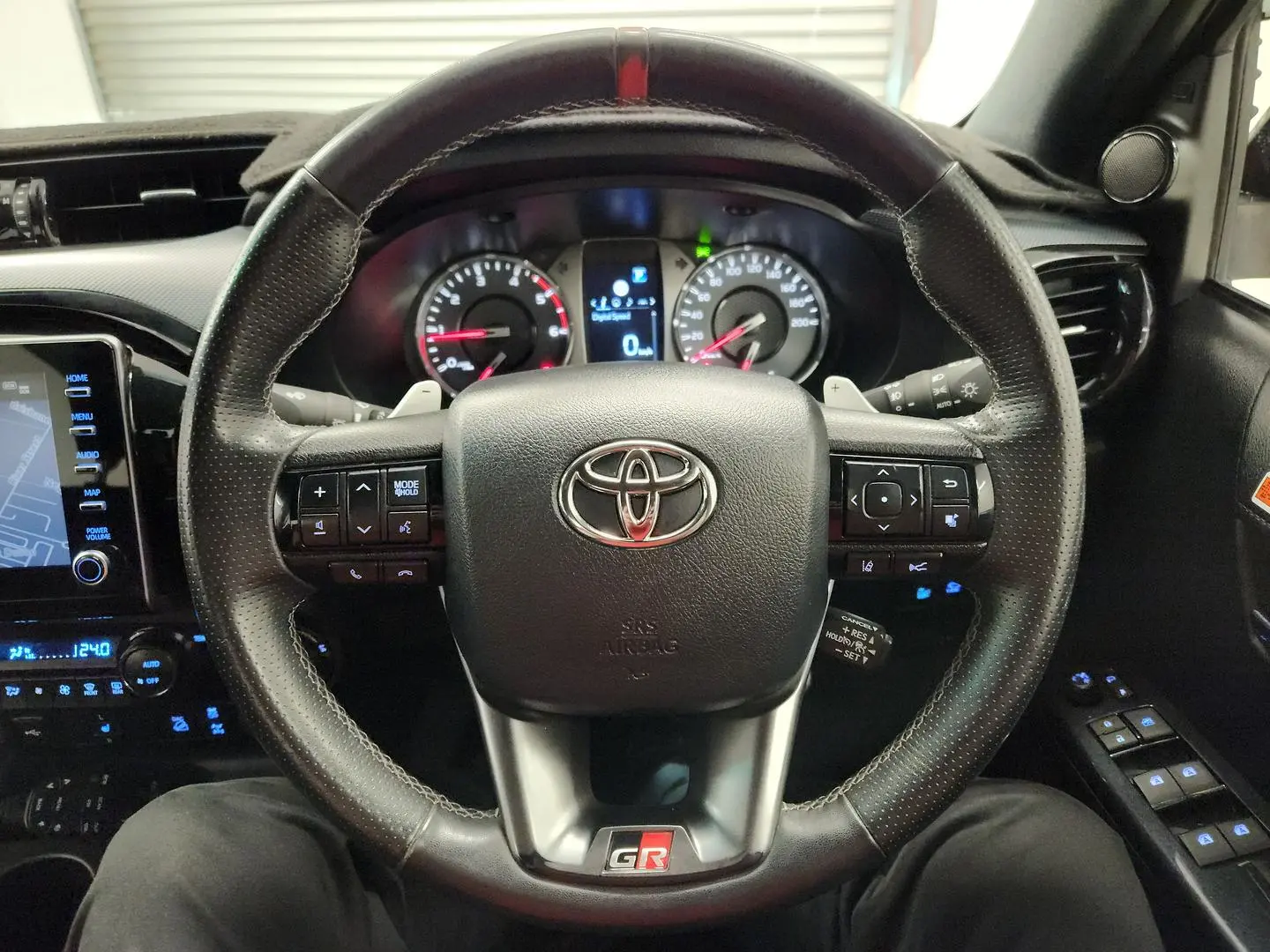 2023 Toyota Hilux Gallery Image 30
