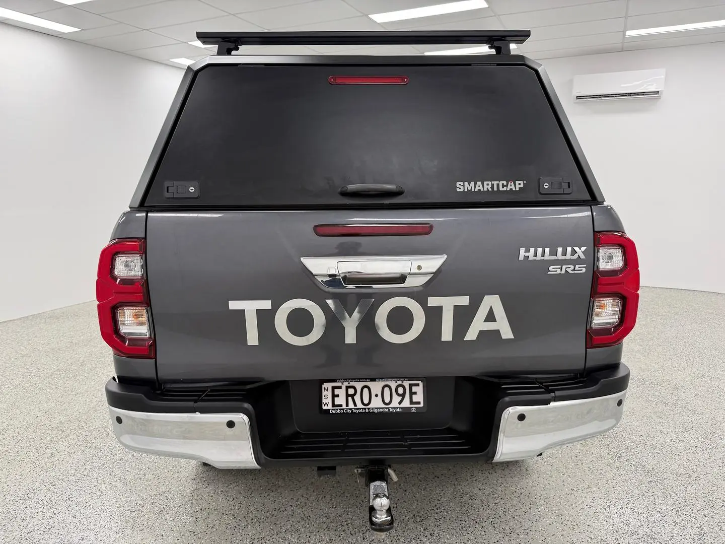 2022 Toyota Hilux Gallery Image 4