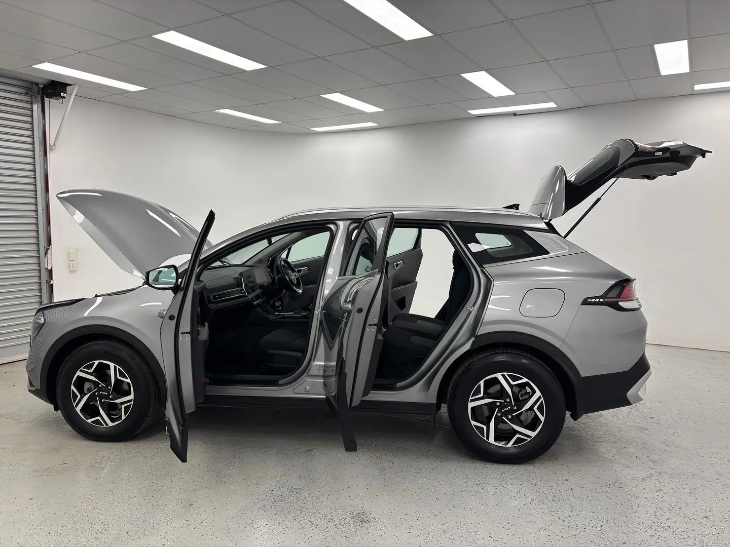 2023 Kia Sportage Gallery Image 13