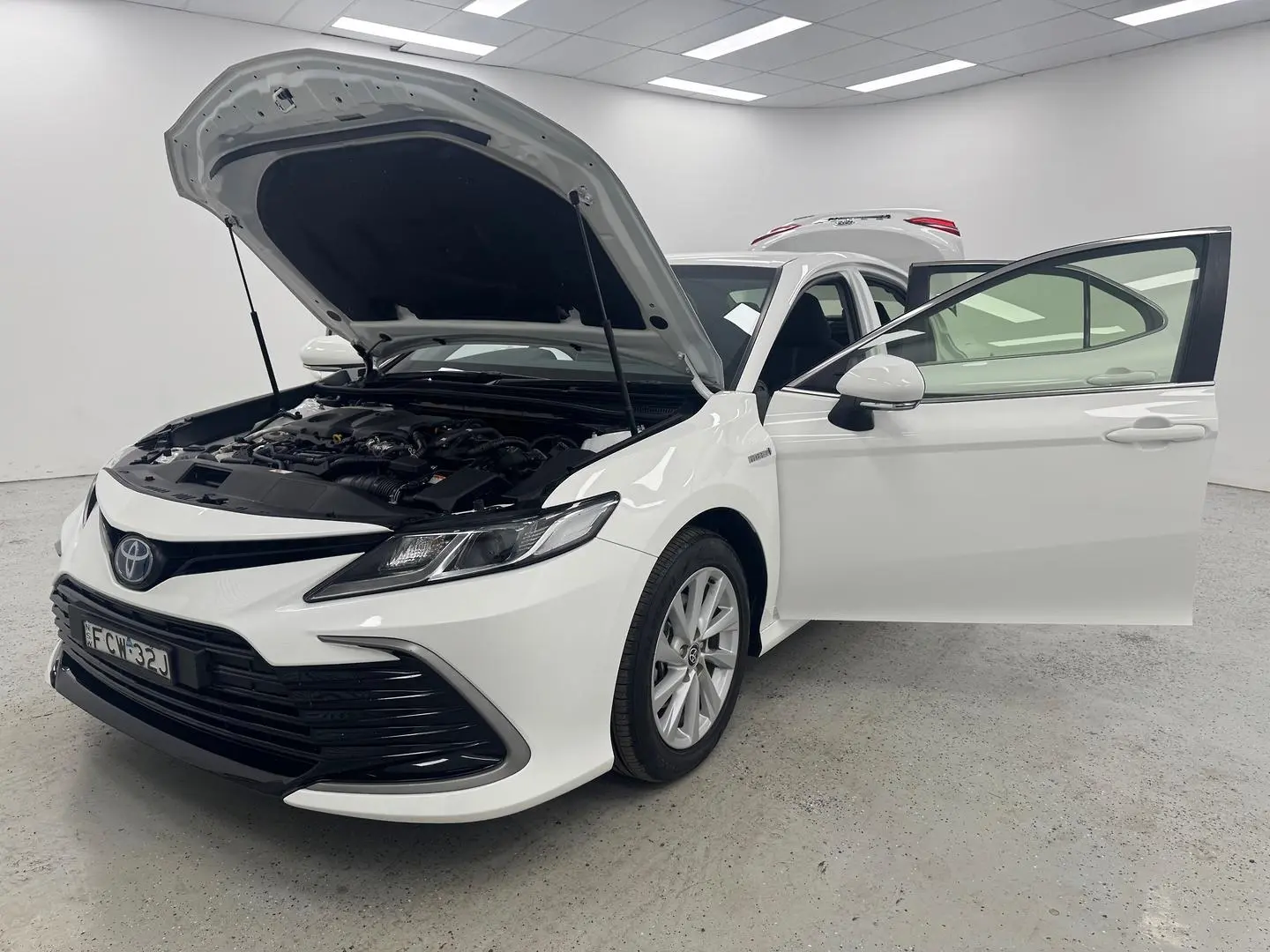 2023 Toyota Camry Gallery Image 12