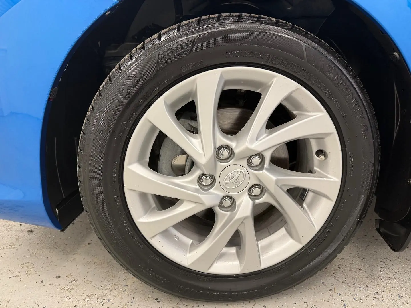 2016 Toyota Corolla Gallery Image 9