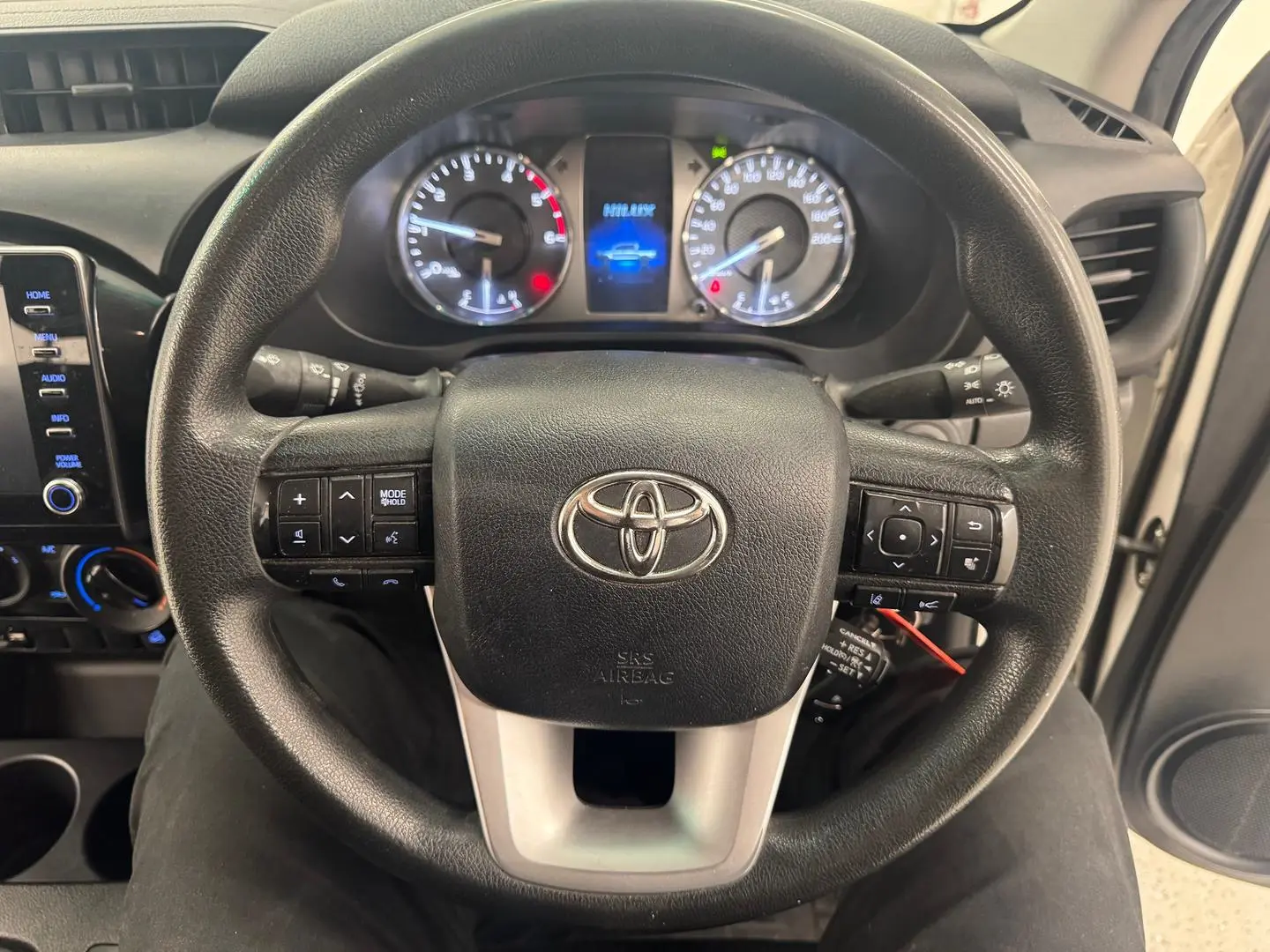 2021 Toyota Hilux Gallery Image 19