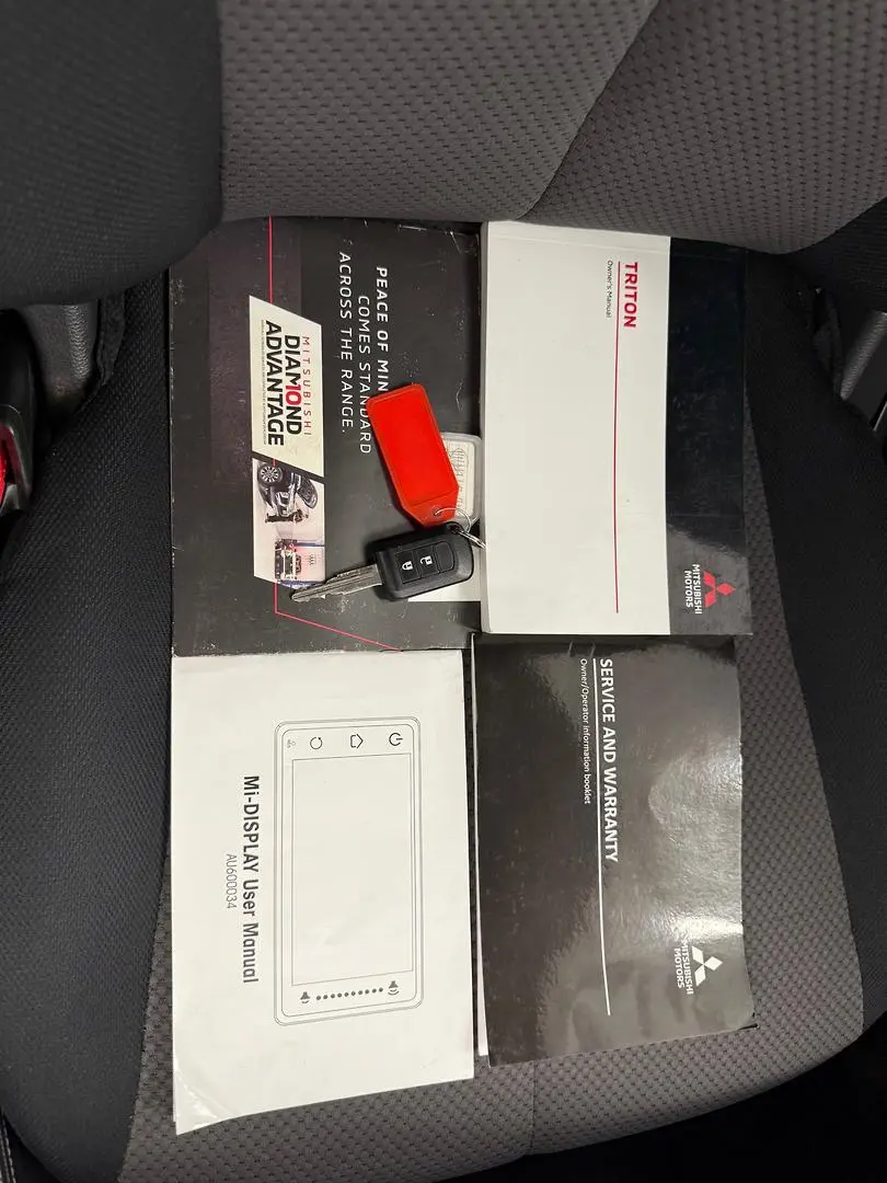 2021 Mitsubishi Triton Gallery Image 40