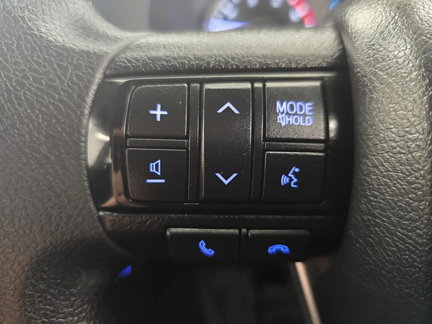 2021 Toyota Hilux Gallery Image 23
