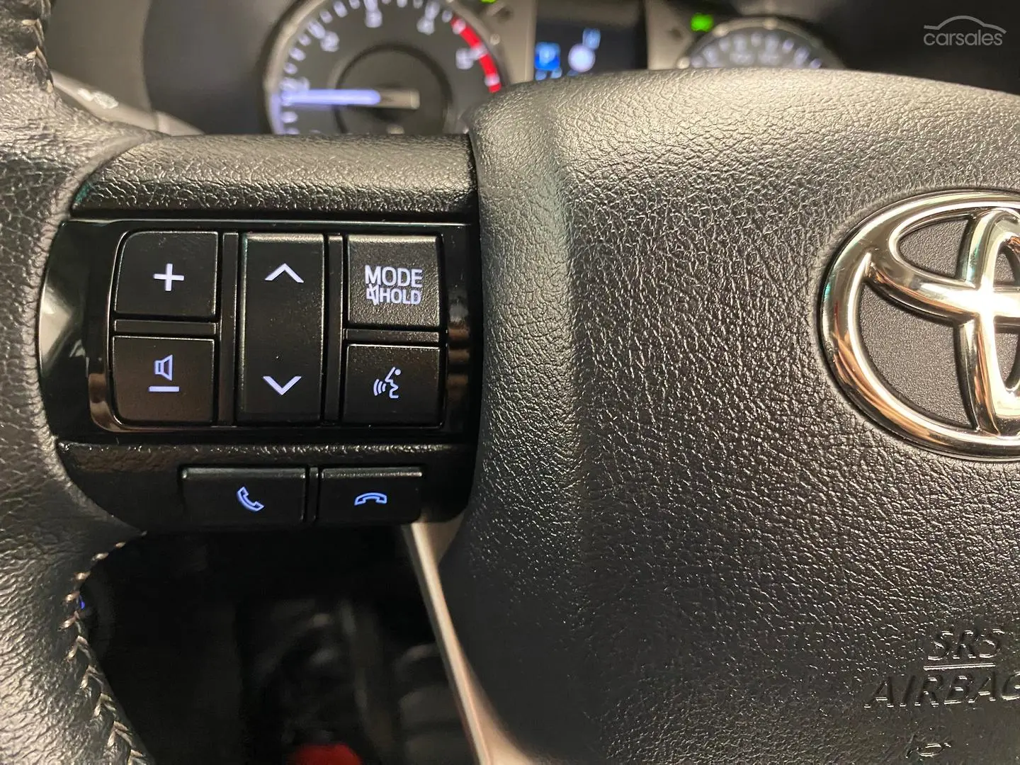 2020 Toyota Hilux Image 24