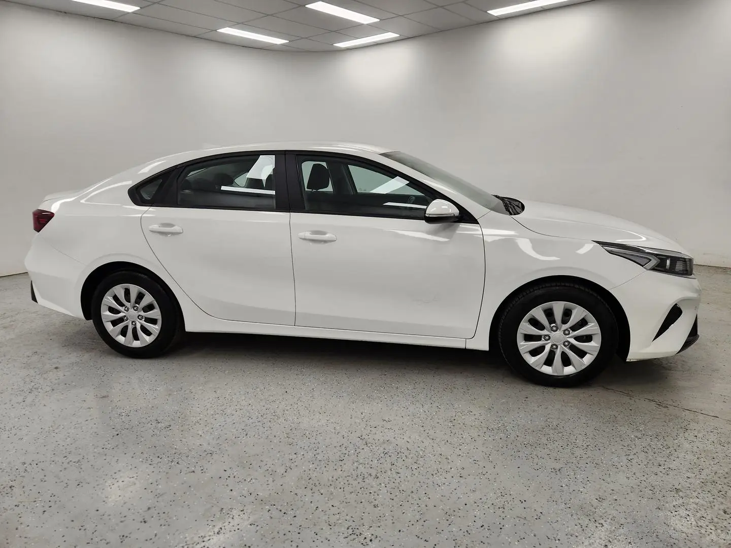 2024 Kia Cerato Gallery Image 2
