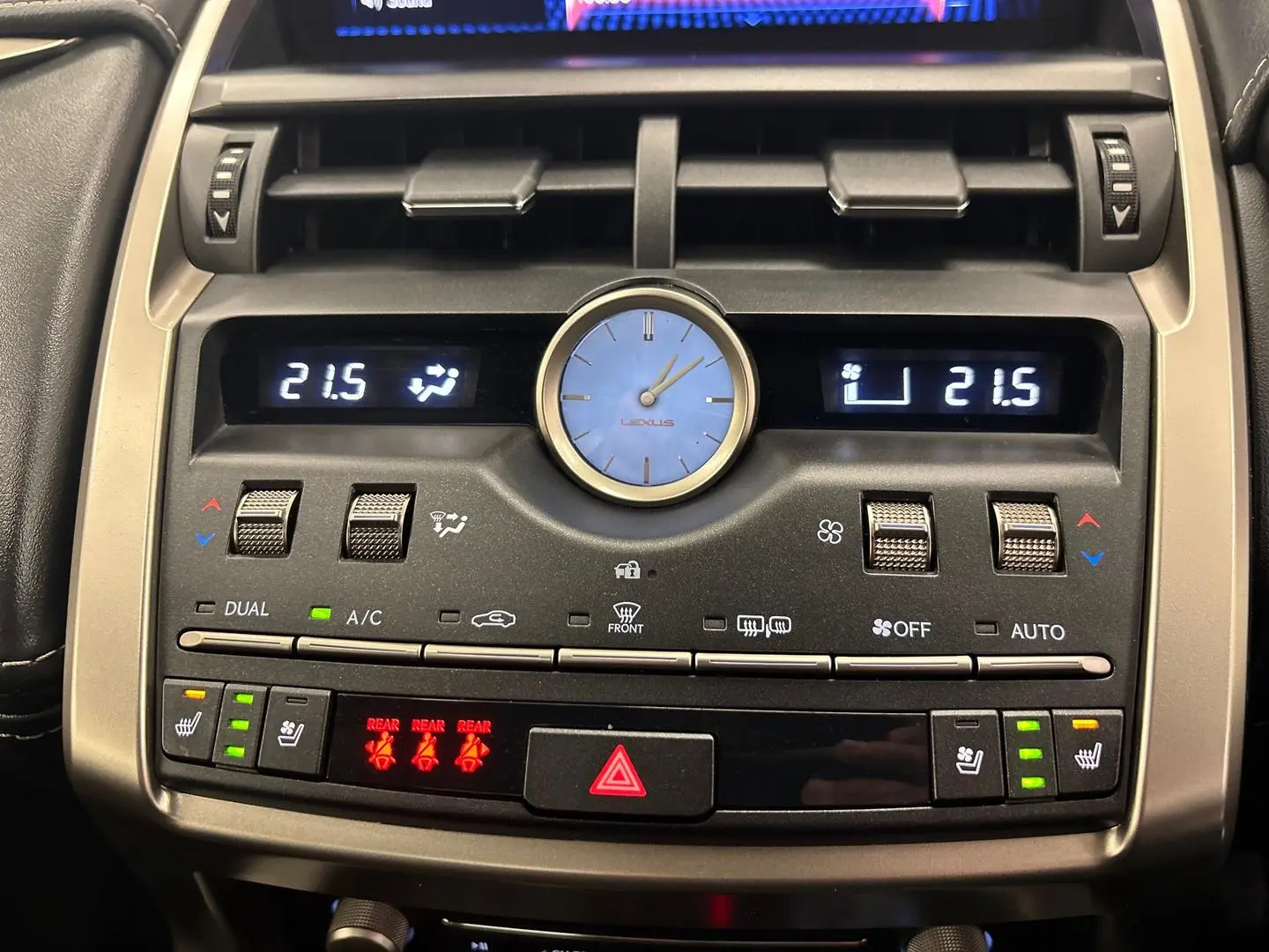 2021 Lexus NX Gallery Image 37