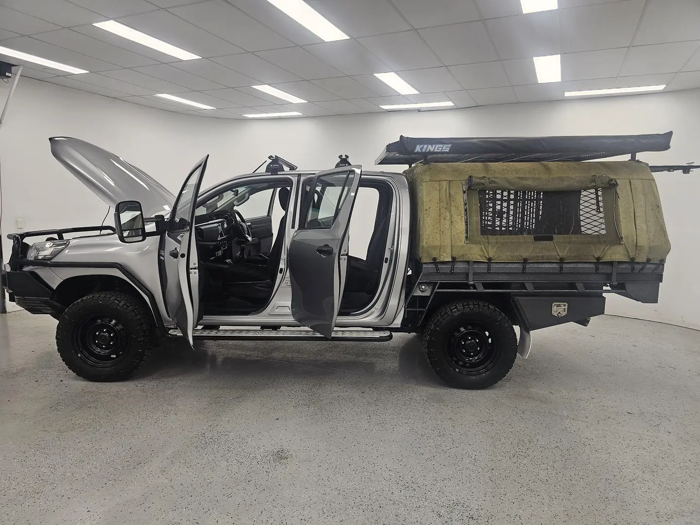 2018 Toyota Hilux Gallery Image 10