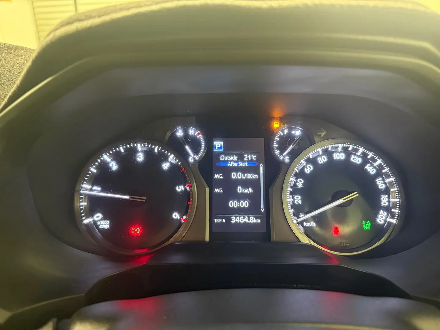 2018 Toyota Landcruiser Prado Gallery Image 31