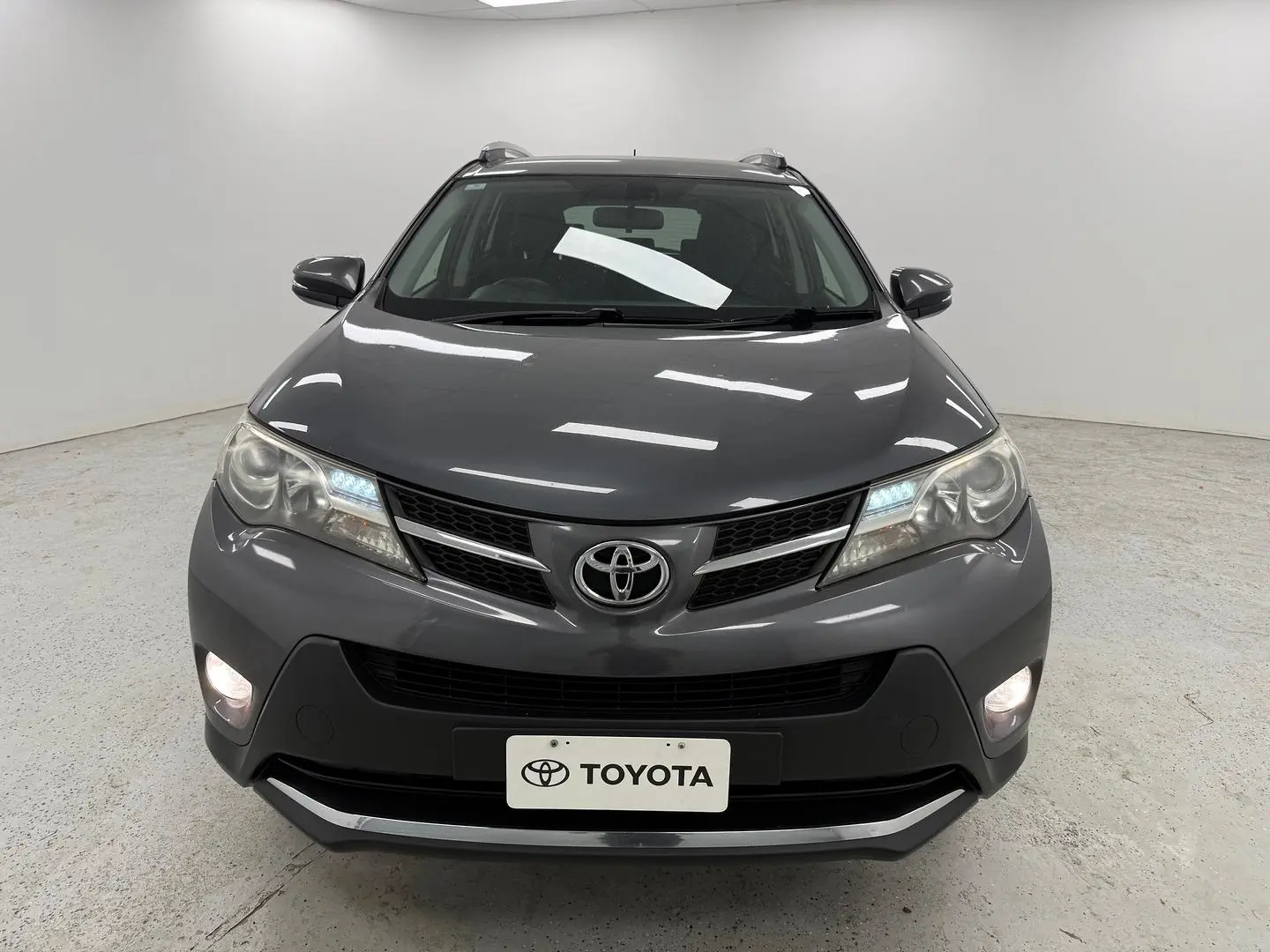 2015 Toyota RAV4 Gallery Image 36