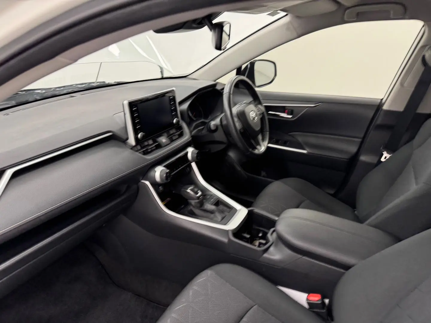 2022 Toyota RAV4 Gallery Image 27