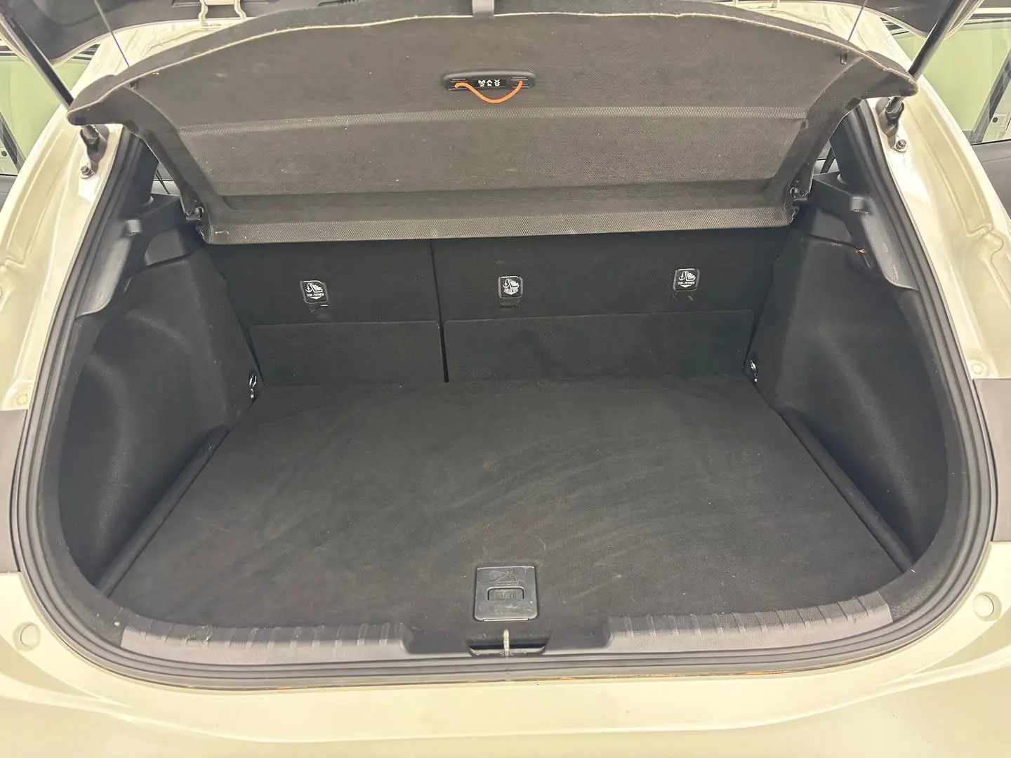2019 Toyota Corolla Gallery Image 20