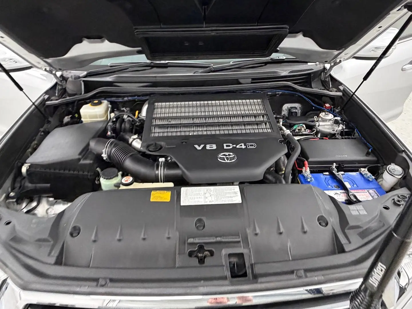 2018 Toyota Landcruiser Gallery Image 13