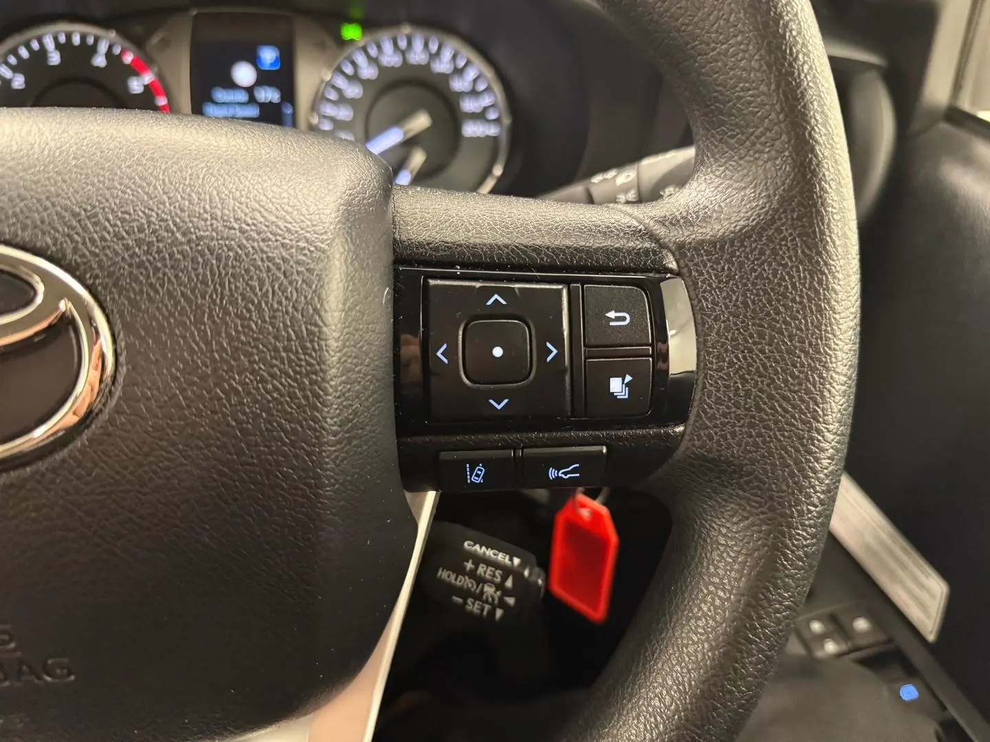 2022 Toyota Hilux Gallery Image 27
