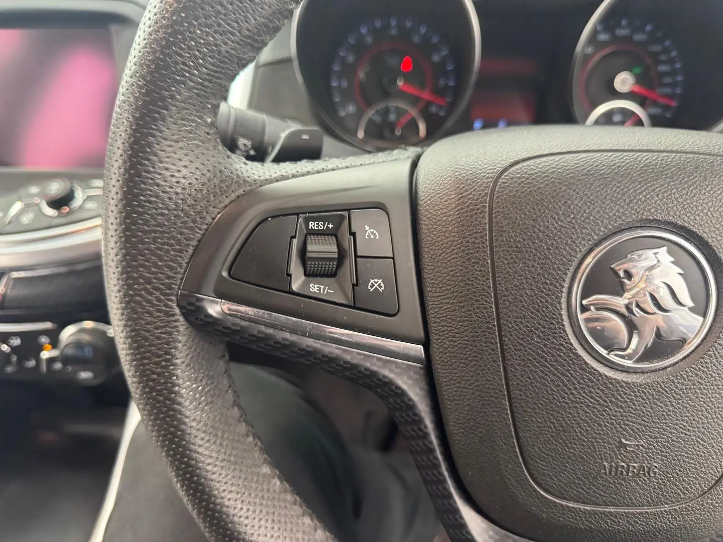 2016 Holden Commodore Gallery Image 17