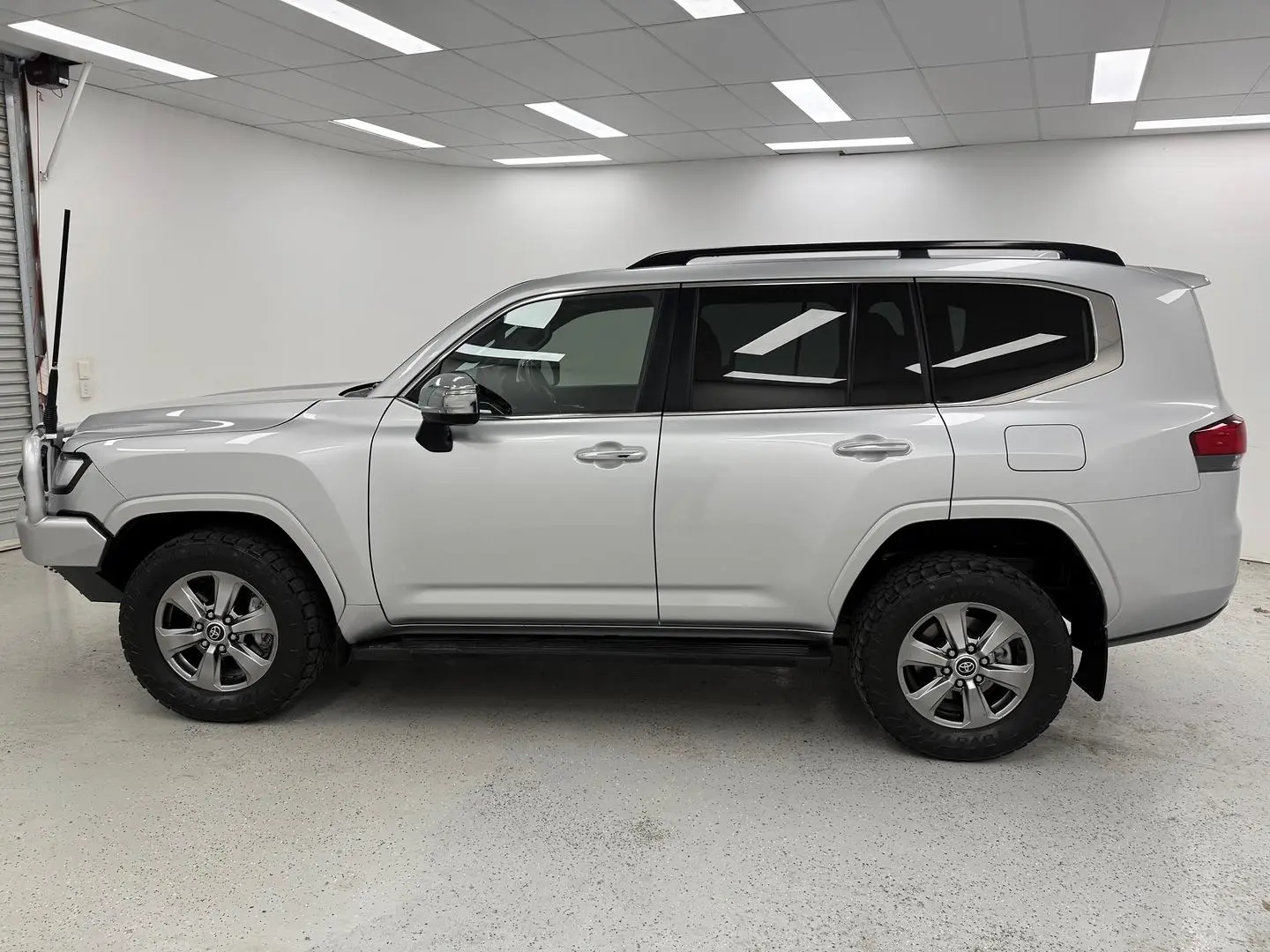 2022 Toyota Landcruiser Gallery Image 6