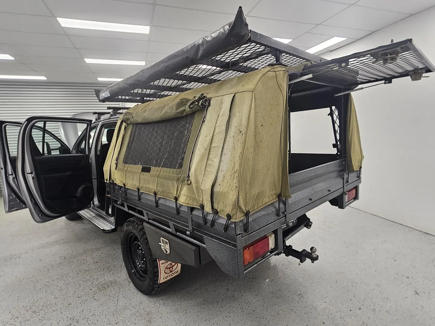 2018 Toyota Hilux Gallery Image 16