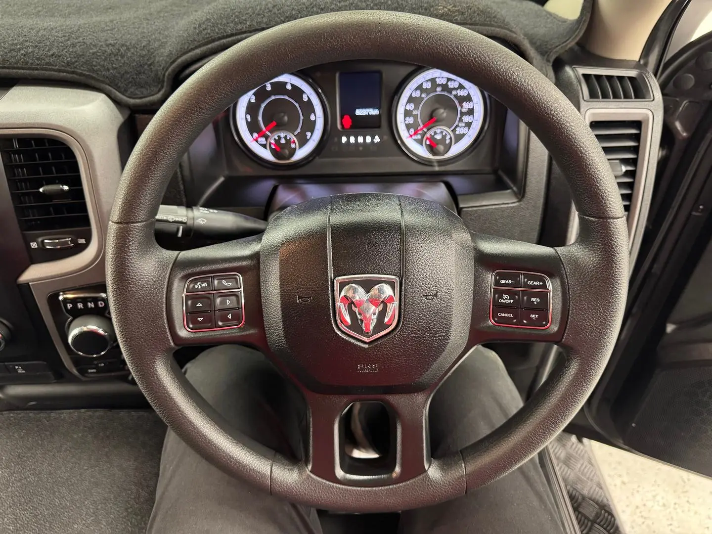 2022 RAM 1500 Gallery Image 17