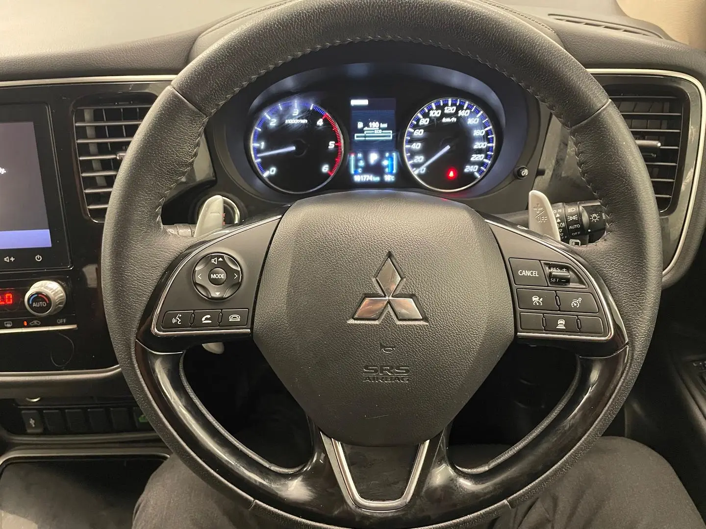 2019 Mitsubishi Outlander Gallery Image 25