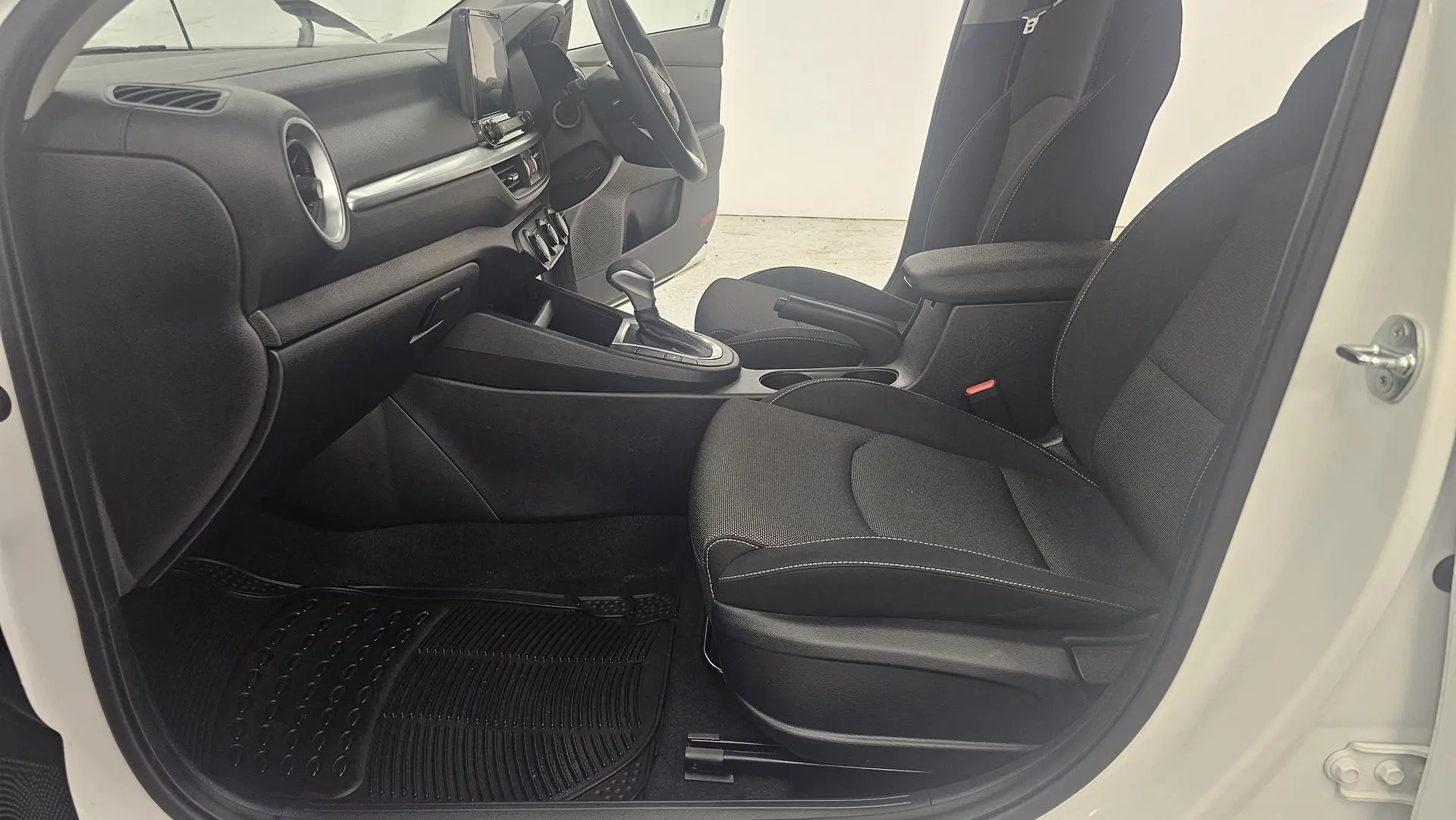 2023 Kia Cerato Gallery Image 12