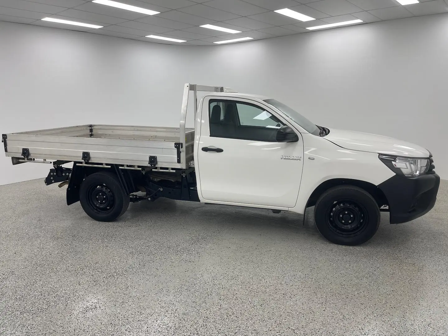 2024 Toyota Hilux Gallery Image 2