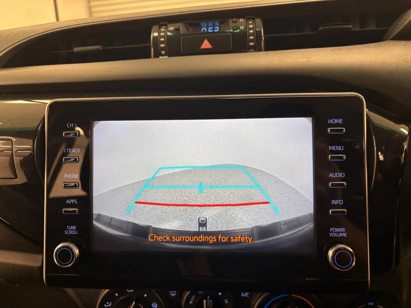 2023 Toyota Hilux Gallery Image 31