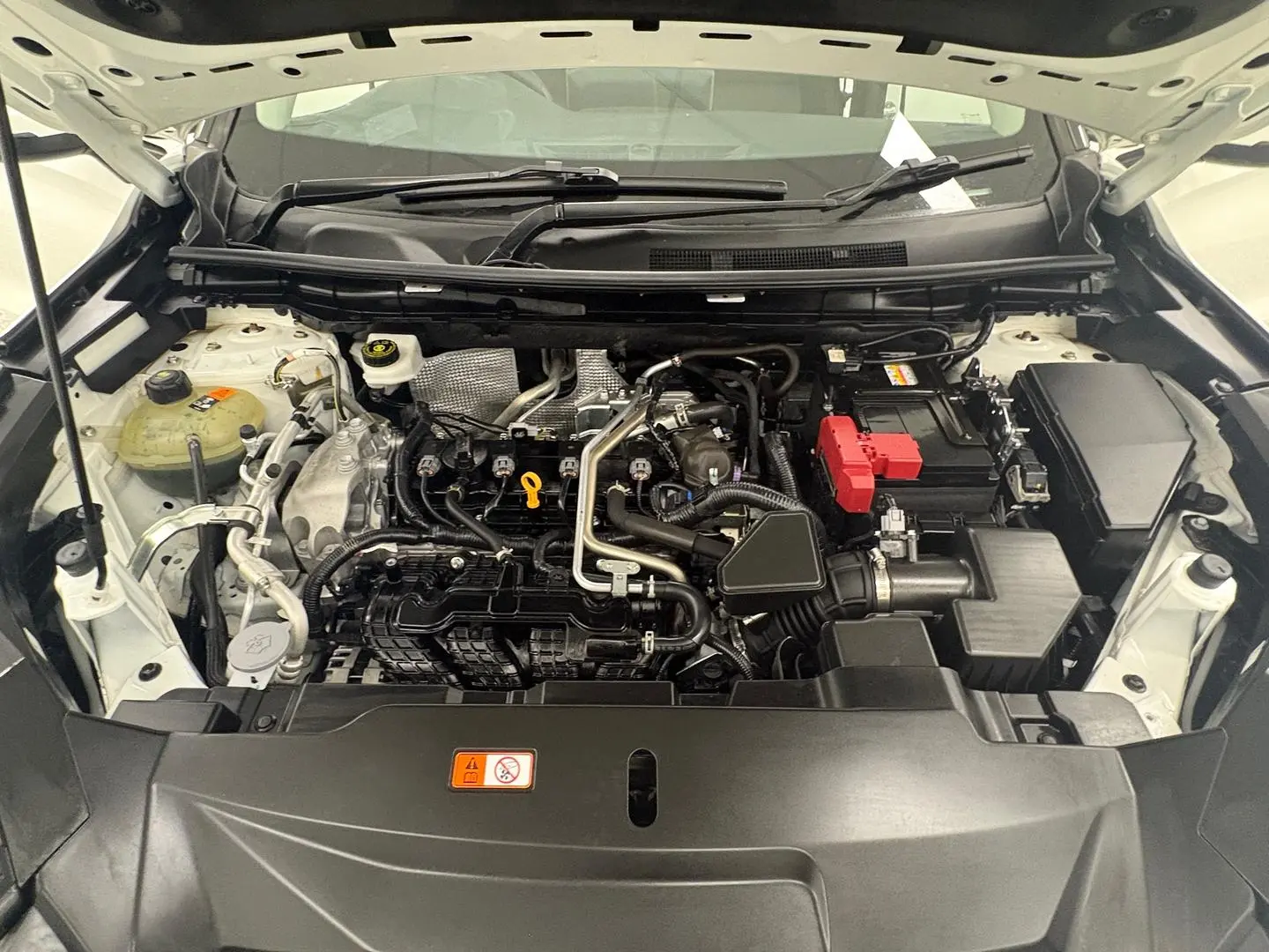 2022 Mitsubishi Outlander Gallery Image 16