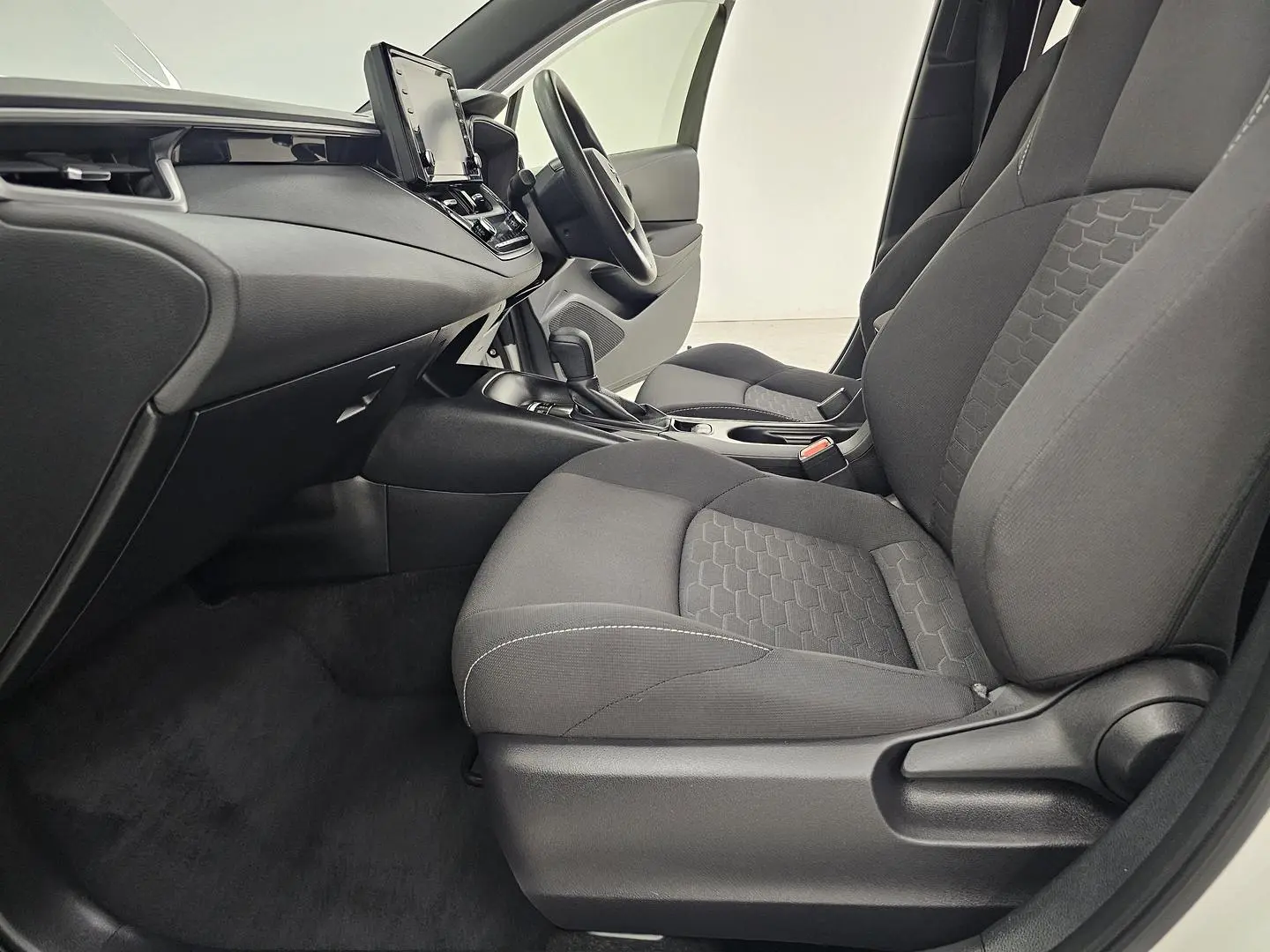 2019 Toyota Corolla Gallery Image 12