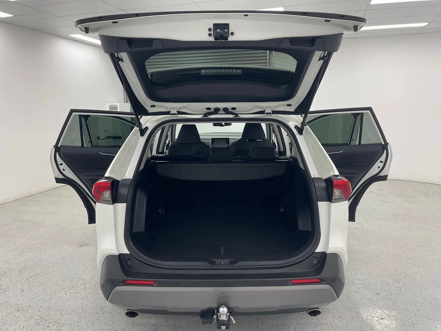 2021 Toyota RAV4 Gallery Image 11