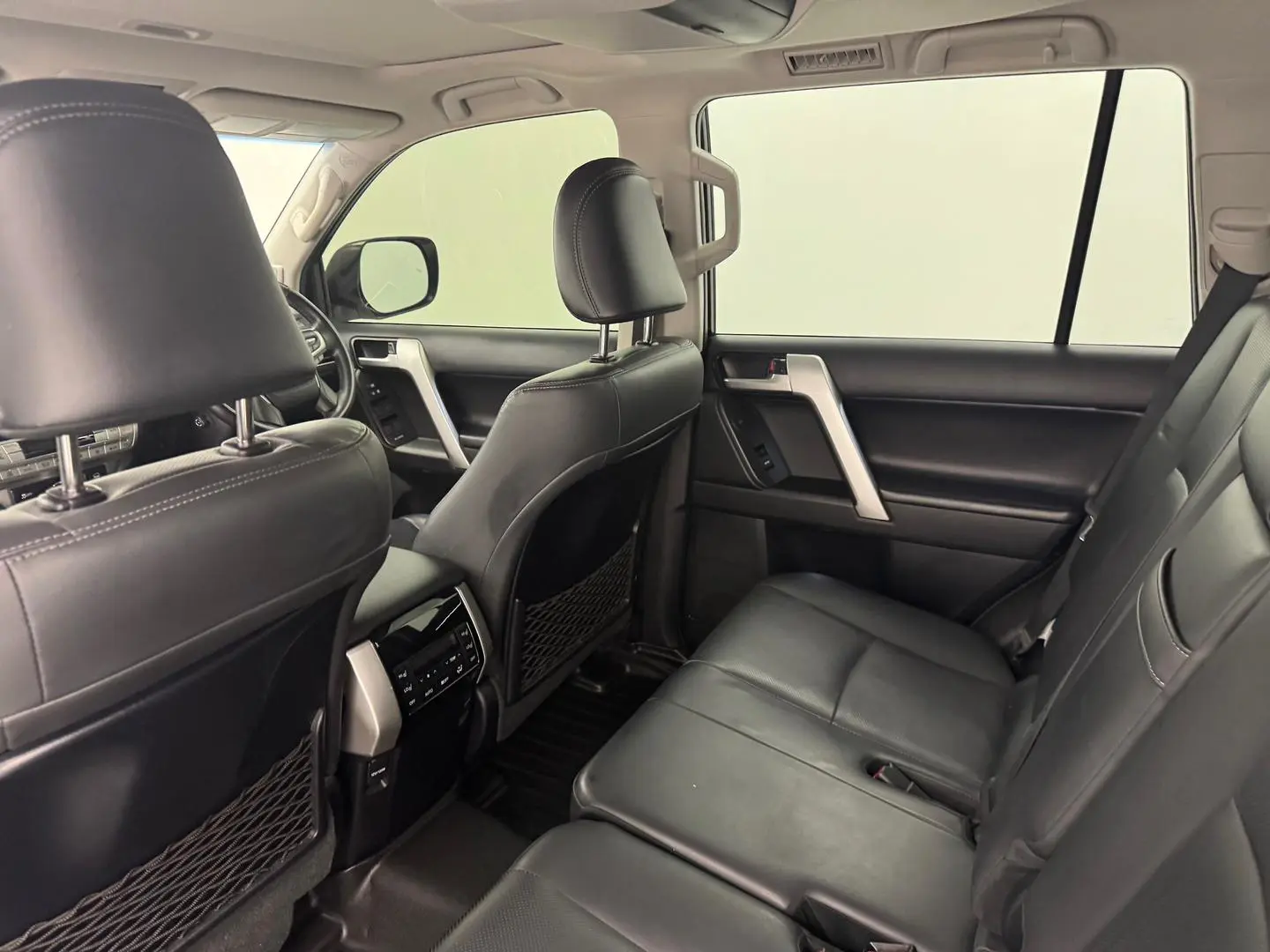 2021 Toyota Landcruiser Prado Gallery Image 26